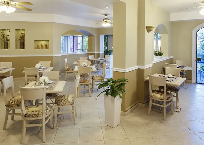 Hotel & Suites Quinta Magna