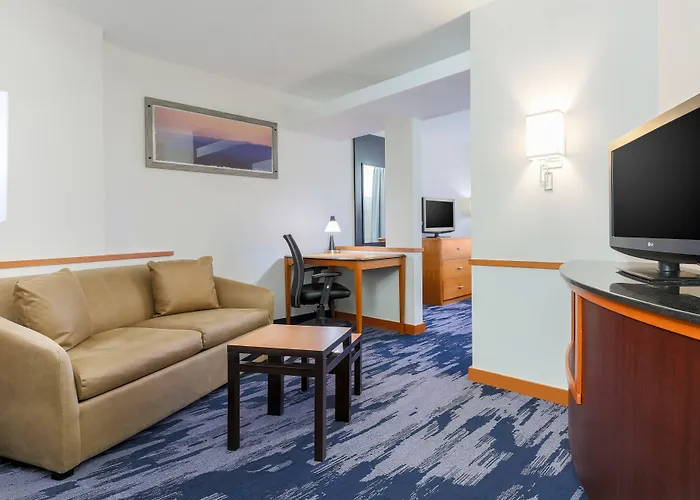 Fairfield Inn & Suites By Marriott Mahwah