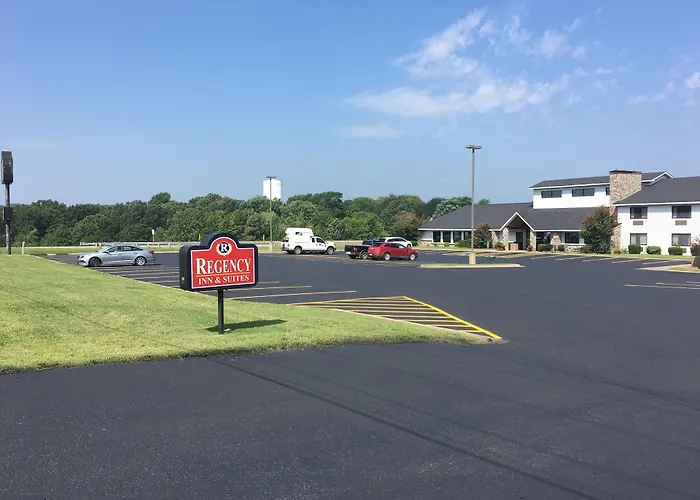 Regency Inn And Suites