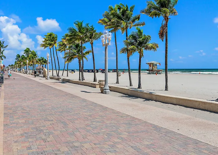 Hollywood Beachside Boutique Suite
