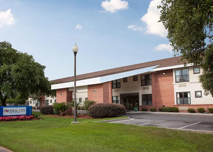 Federal City Inn & Suites