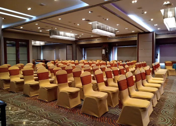 Royal Orchid Central Vadodara