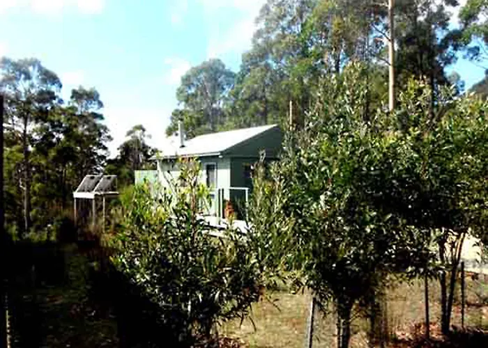 Rainbow Retreat Wilderness Eco Lodge & Cabins