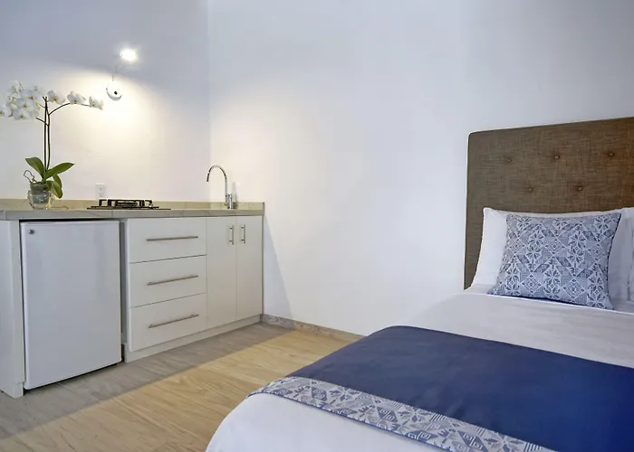 Los Milagros Hotel