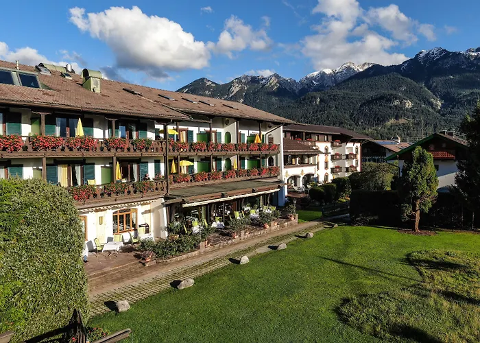 Alpenjuwel Parkhotel Wallgau 4 Sterne Superior Genusshotel Mit Spa Feinster Kulinarik & Golf Ihr Rueckzugsort Inmitten Der Alpen Mit Tradition Und Eleganz