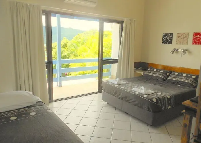 Coral Point Lodge