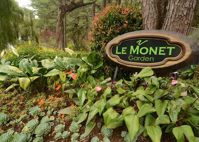 Le Monet Hotel