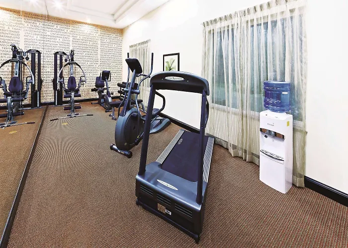 La Quinta By Wyndham Marshall