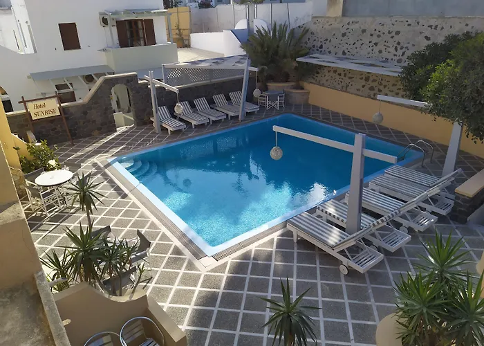 Hotel Sunrise Firá
