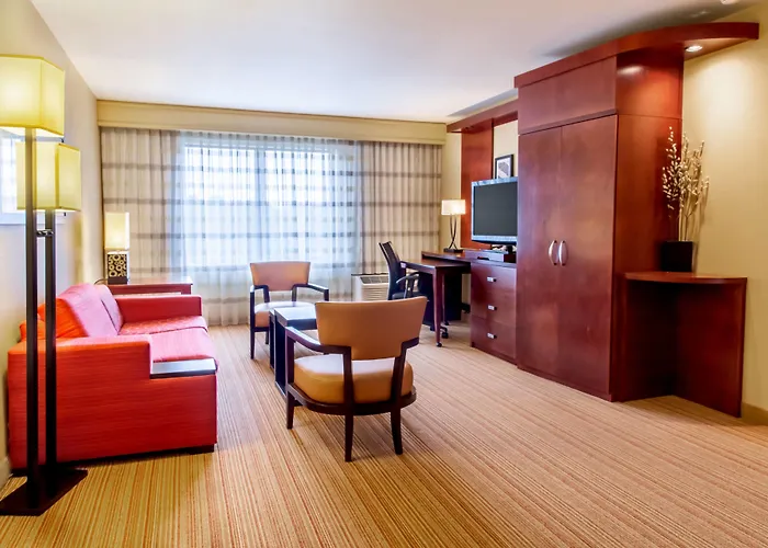 Courtyard By Marriott Lexington Keeneland/Airport