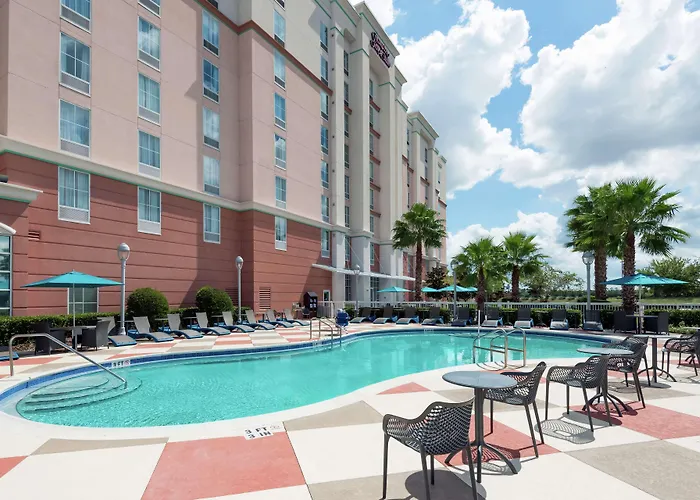 Hampton Inn & Suites Orlando Airport At Gateway Village