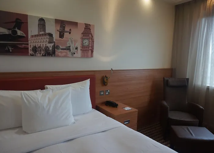 Hampton By Hilton Luton Airport