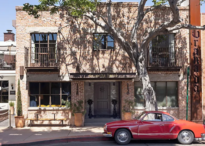 Granada Hotel & Bistro