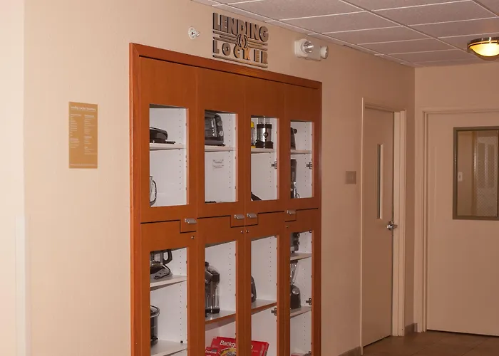 Candlewood Suites - Logan