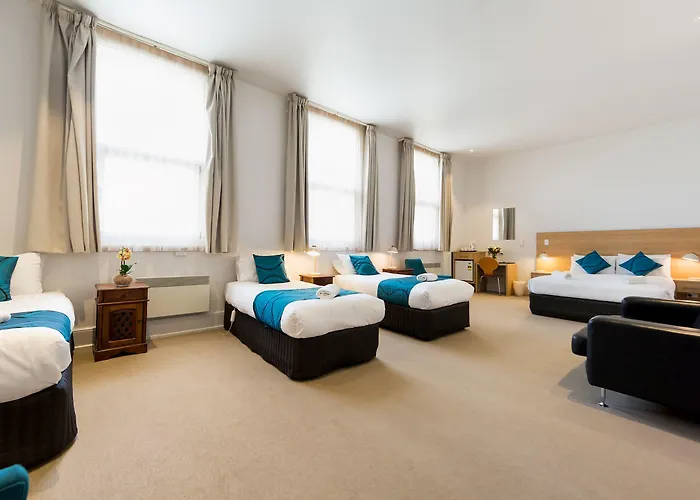 Customs House Hotel