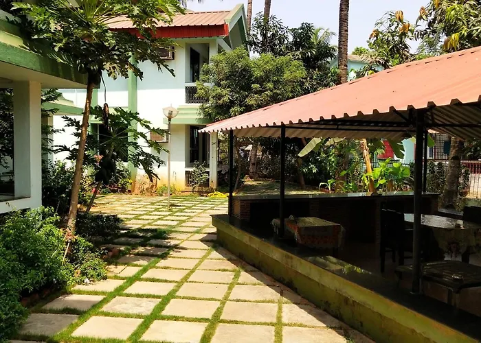 Amigo Plaza