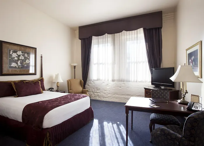 Hotel At Old Town