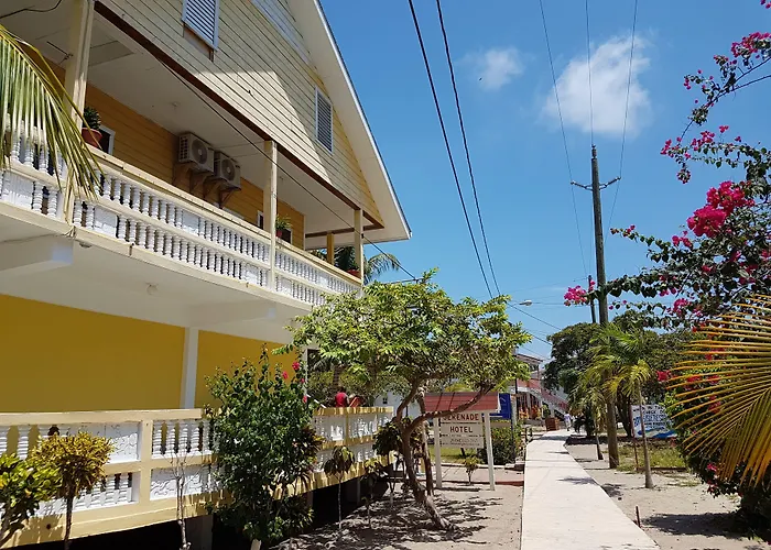 Serenade Hotel