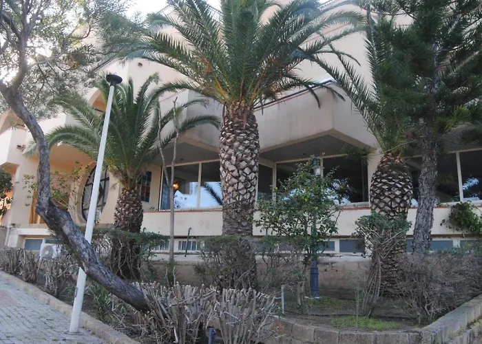 Helios Hotel