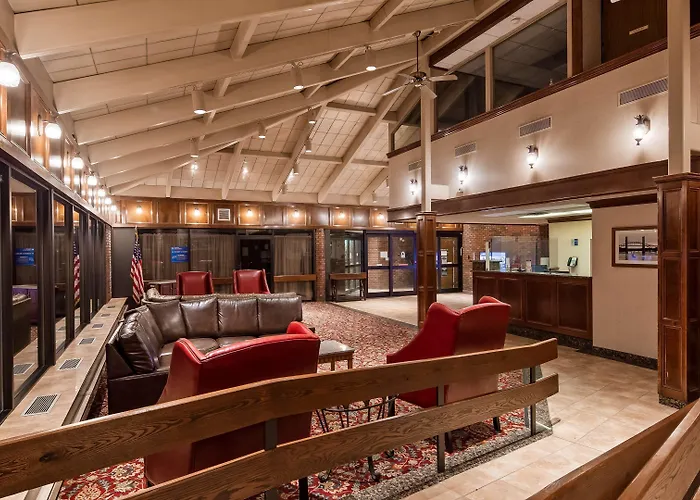 Best Western Plus Portsmouth Hotel&Suites