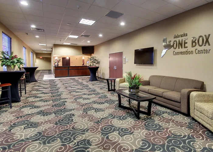 Cobblestone Hotel & Suites - Broken Bow