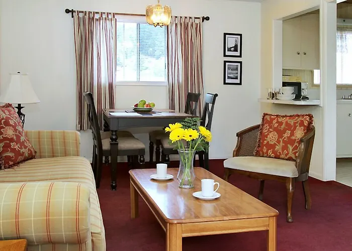 Redwood Suites