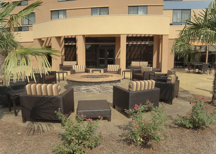 Courtyard By Marriott Jackson Airport/Pearl