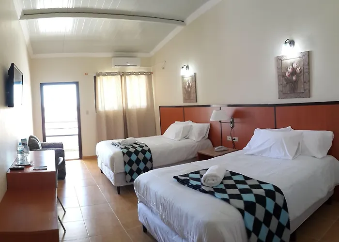 Express Inn Coronado & Camping