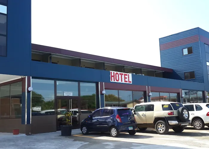 Express Inn Coronado & Camping