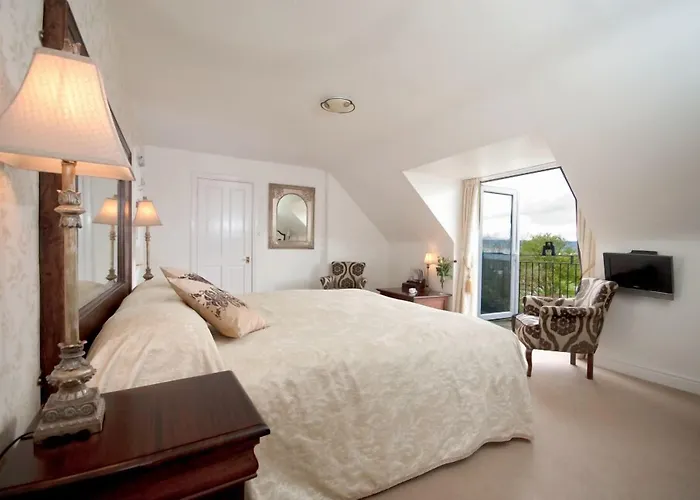 Oyo Rayanne House Guest Accommodation