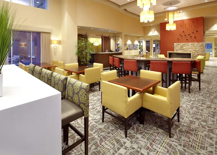 Homewood Suites By Hilton Pittsburgh Airport/Robinson Mall Area