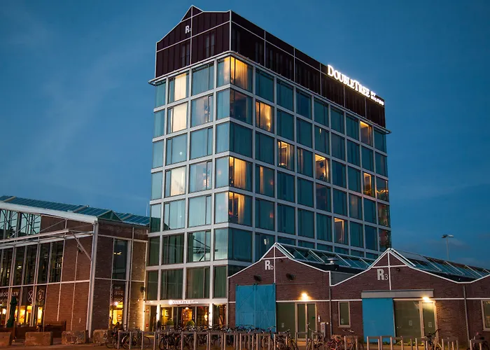 Doubletree By Hilton Amsterdam - Ndsm Wharf