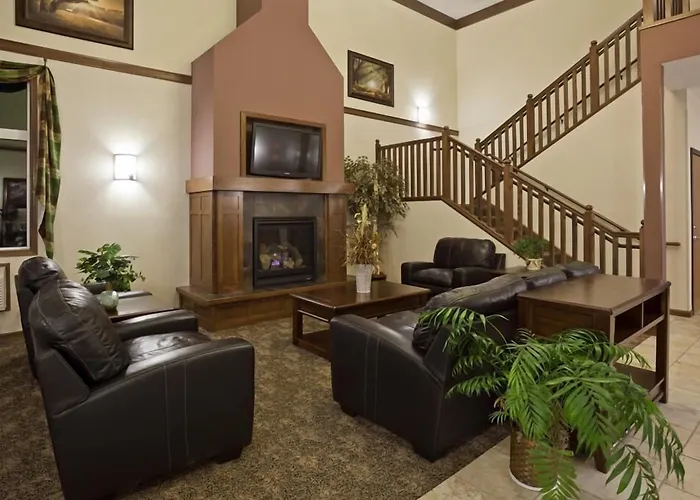 American Inn & Suites