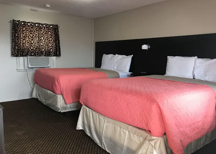 Laci'S Country Inn - Knob Noster