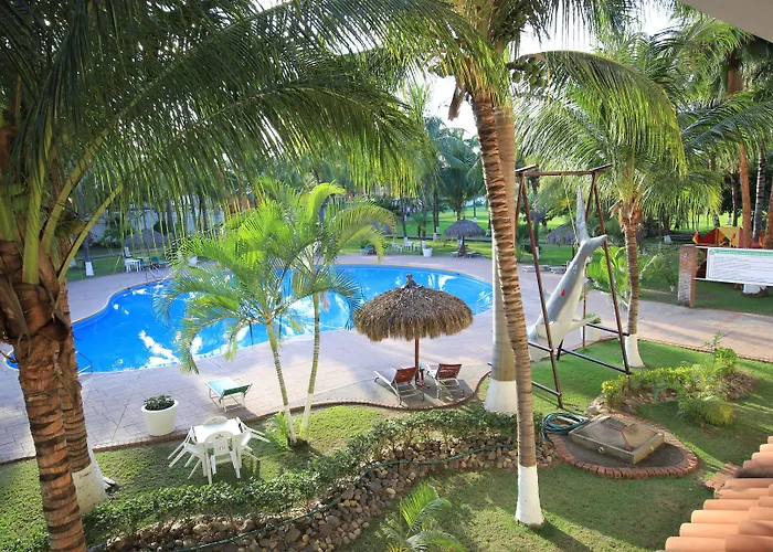 Splash Inn Nuevo Vallarta & Parque Acuatico
