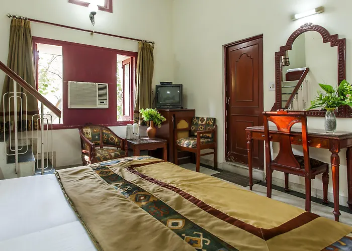 Hotel Sunshine - Karol Bagh Budget Stay At New Delhi