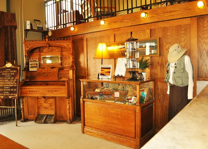Murray Hotel Livingston