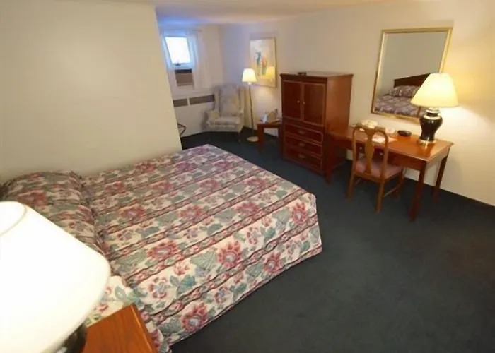 Travelers Inn