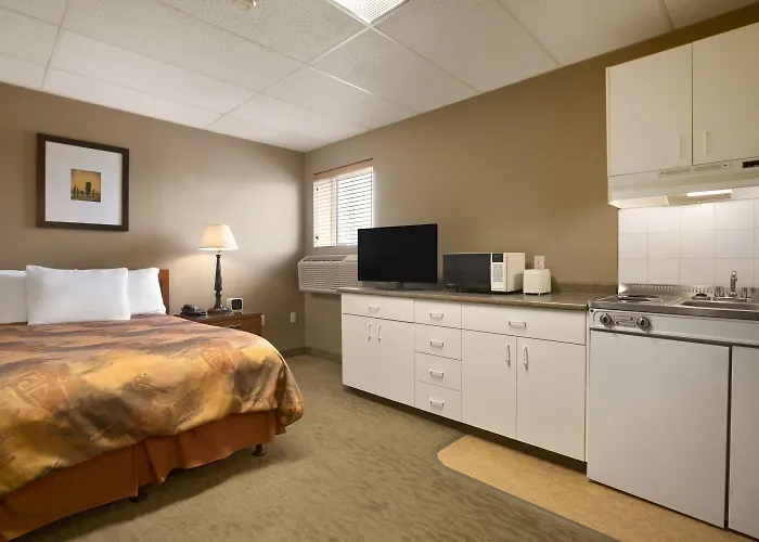 Central Suite Hotel