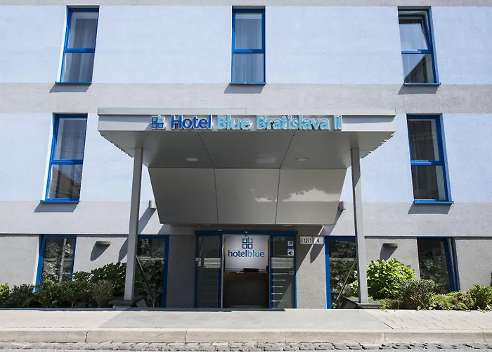 Felicity Garni Hotel
