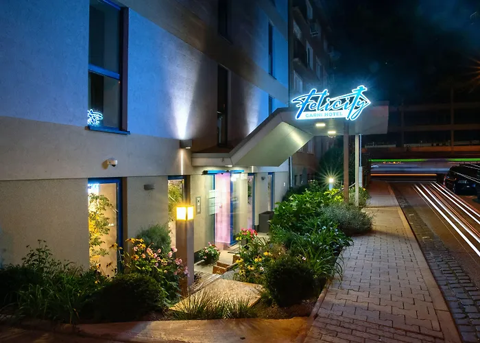 Felicity Garni Hotel
