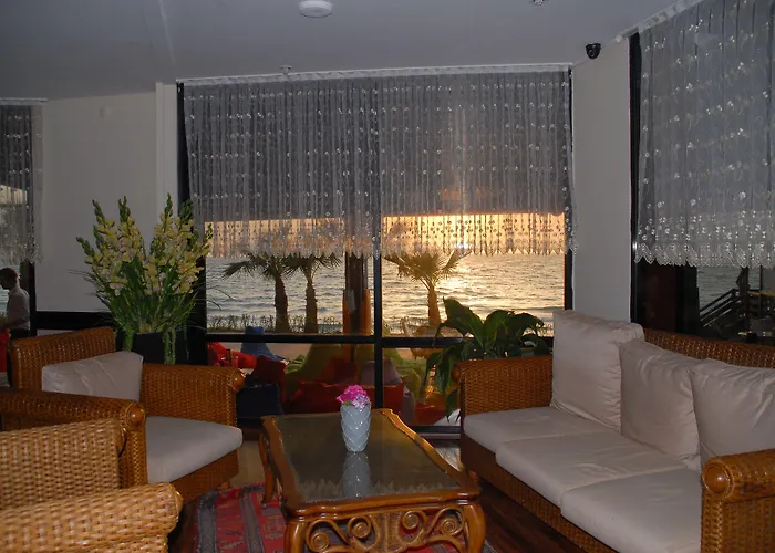 Sunday Beach Hotel