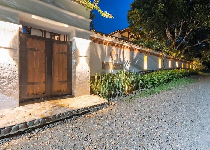 Casa Jacaranda Hotel Boutique -Cauca Viejo- Mayores De 14 Anos