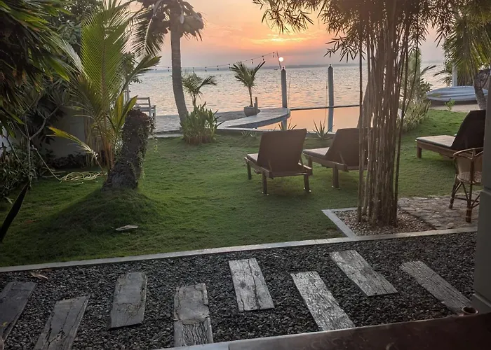 Hiru Lagoon Negombo