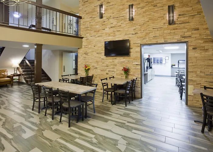 Carrollton Hotel