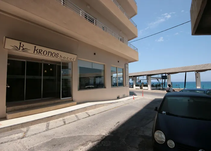 Kronos Hotel