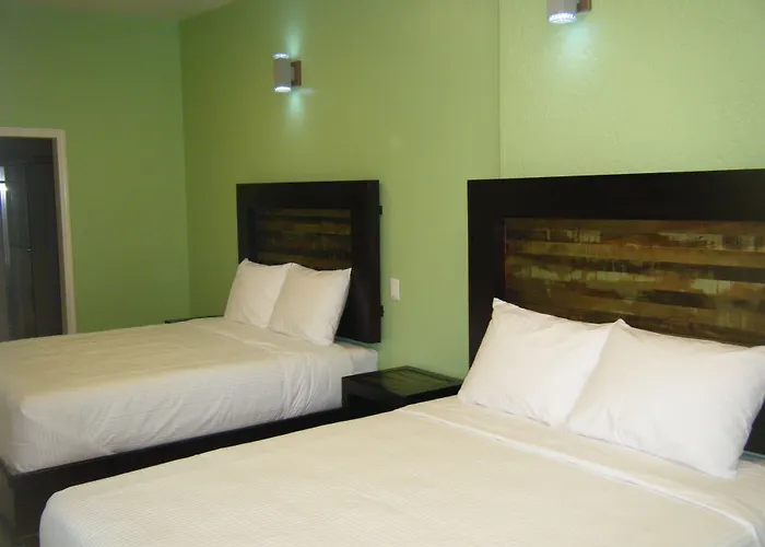 Happy Express Hotel