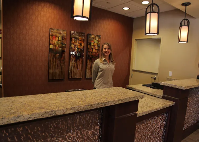 Little Missouri Inn & Suites Watford City