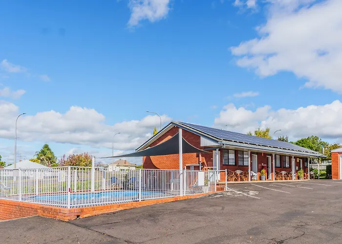 Roydons Motor Inn