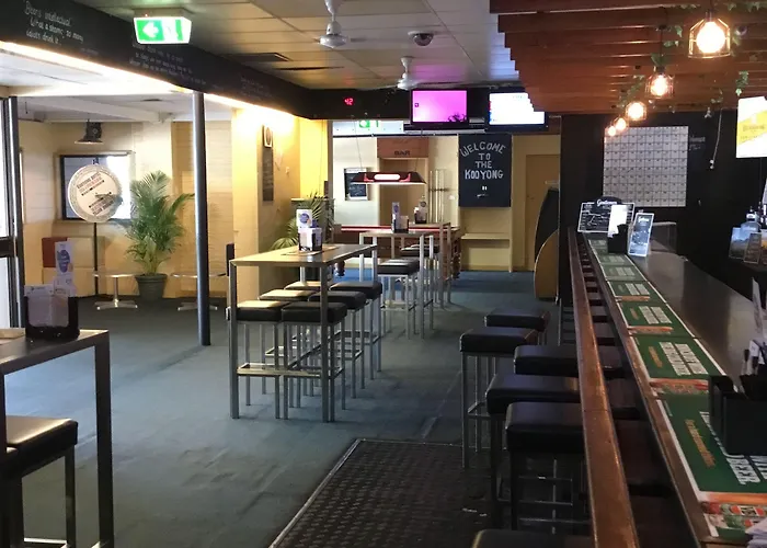 Kooyong Hotel